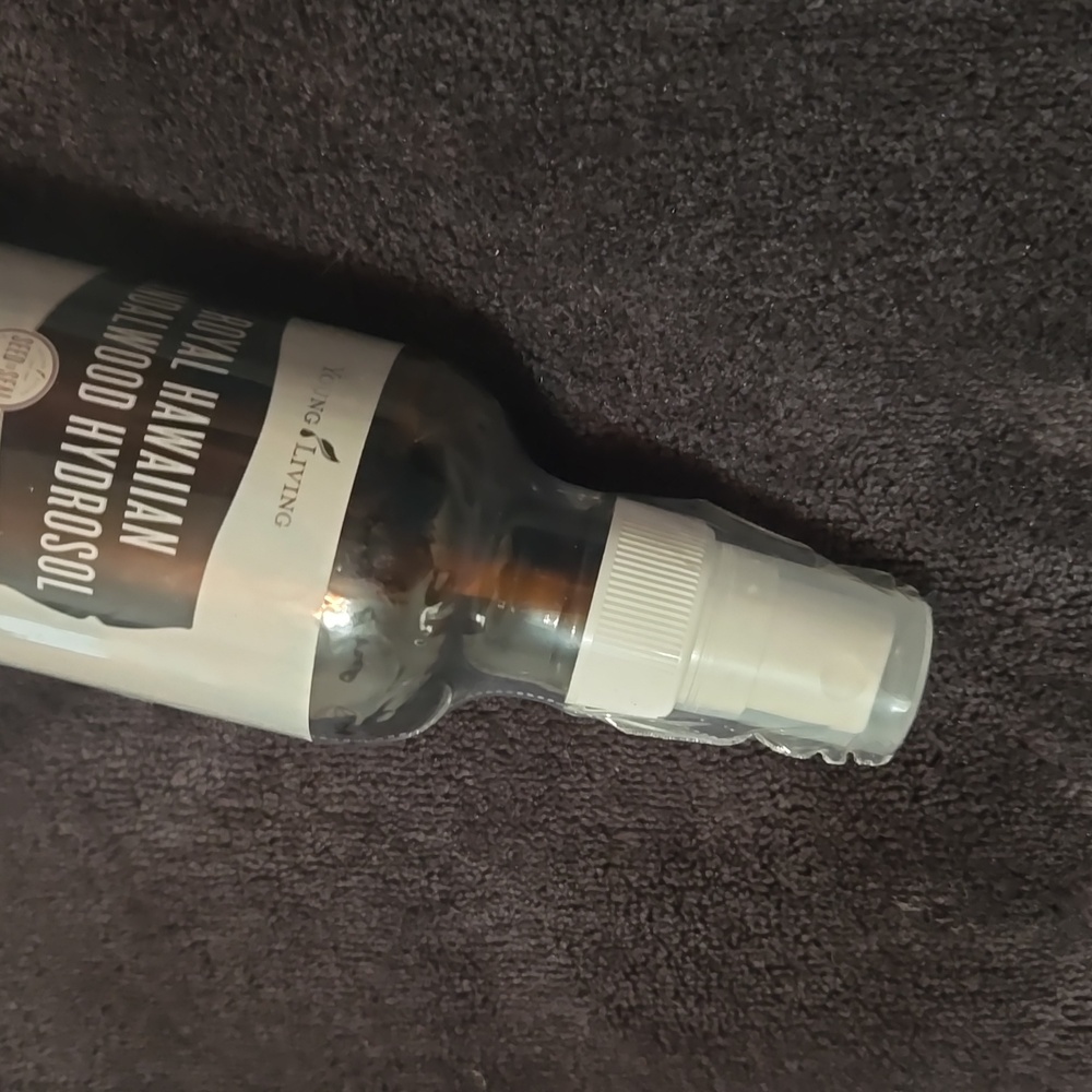 Young Living Royal Hawaiian Sandalwood Hydrosol *SEALED* Glass Bottle Nwt - Picture 5 of 6